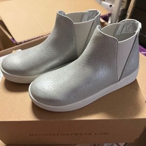 Matisse youth girls silver snake bootie